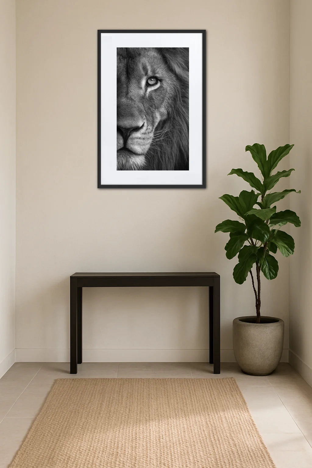 Tableau lion noir et blanc gros plan au-dessus d’une console